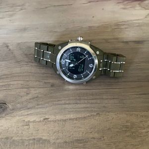 Sturdy and rugged men’s watch!